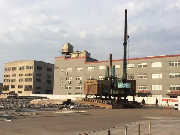 推桿鎖搭配外側(cè)執(zhí)手鎖·廈門華懋化工廠