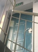 還在爭論小區(qū)樓頂門該不該鎖？金捍力報警逃生門鎖一招解決