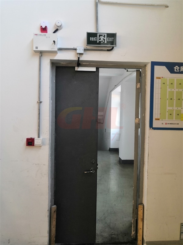 物流倉庫安裝金捍力常閉防火門控制系統(tǒng)